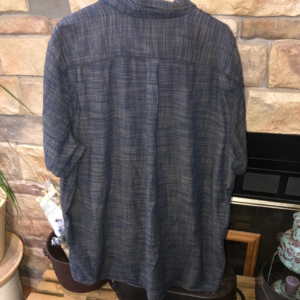 ROWM SIZE 2XT BLUE AND TAN TWEED LOOKING SHORT SLEEVE SHIRT W/POCKET - Picture 3 of 5